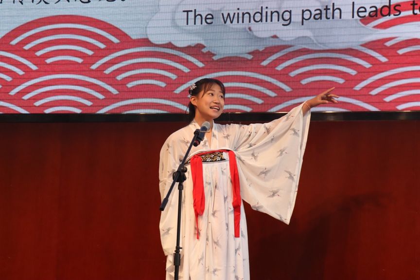 秋里高歌梁公吟，三山五岳湖中秀打一准确生肖、警惕虚假宣传-全面释义、专家解答解释落实